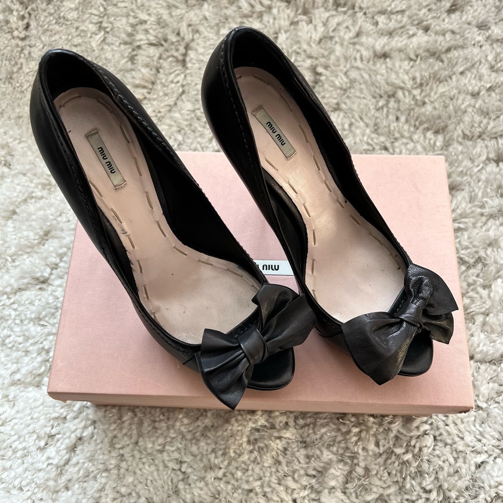 Miu Miu Peep Toe Nappa Bow Washed Platform Heel - image 5